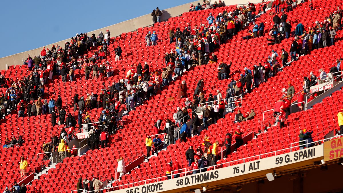 Botrány és teljes sokk a jövő évi futball-vb helyszínén