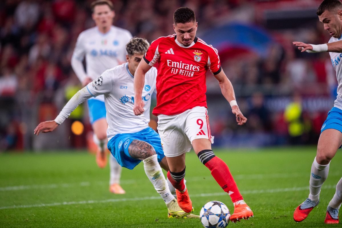 José Mourinho váratlant húzott a Napoli ellen: Pavlidisz helyett Ivanovic kezdett a Benficában, amely 2-0-ra nyerte a BL-meccset