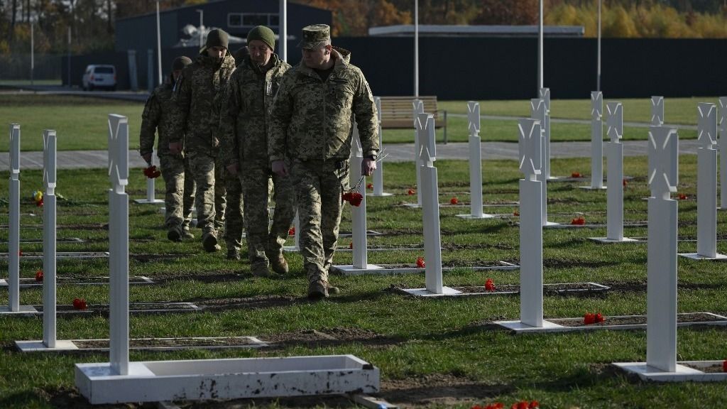 A kényszersorozás nem állhat meg, kell a frontra az utánpótlás