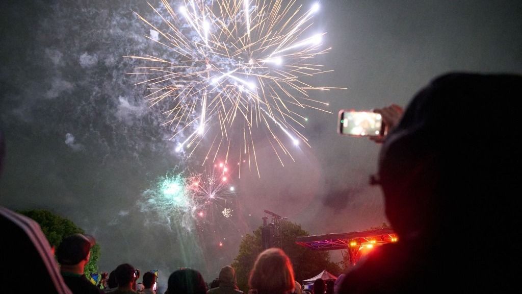 Új-Zélandon és Ausztráliában az elsők között köszöntötték a 2026-os az újévet