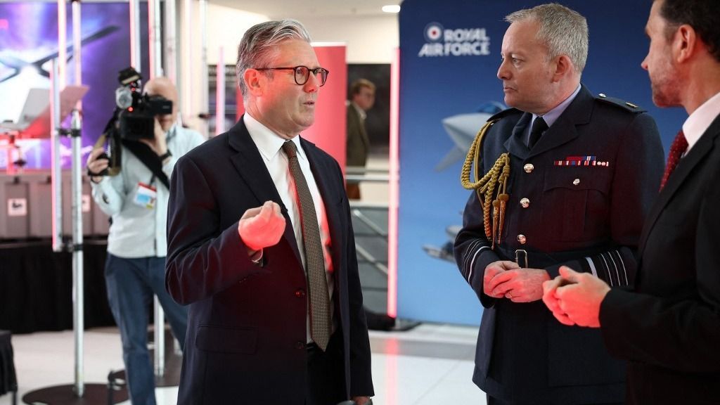 A brit vezérkari fönök szerint, több családnak kell majd megértenie a személyes áldozat fontosságát. 