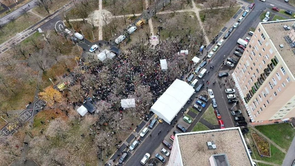 Magyar Péter, háború