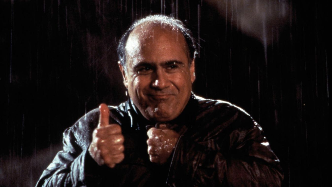 Danny DeVito a magyar szinkronban Balázs Péter hangján szólalt meg a Reneszánsz emberben. Forrás: TMDb