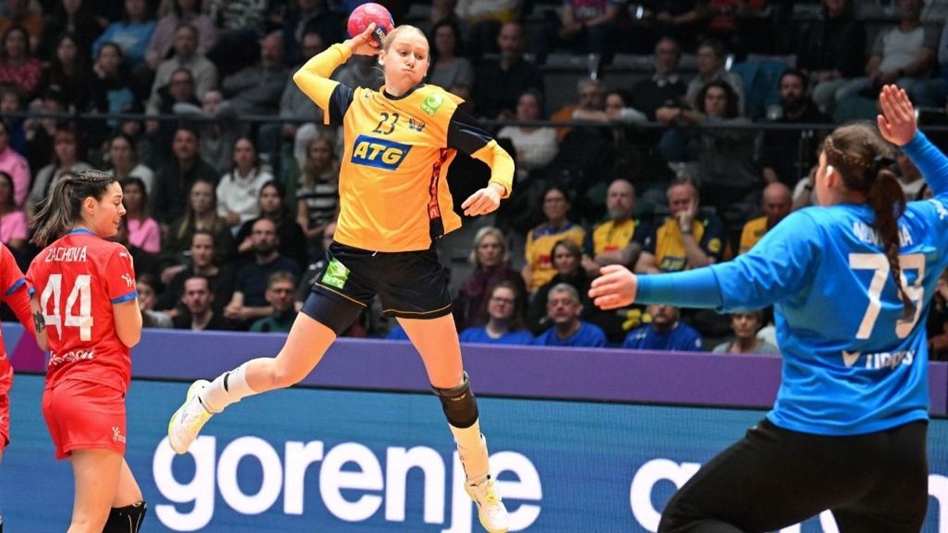 Teljes érdektelenség a női kézilabda-vb-n, de a kapitány csak nevetett