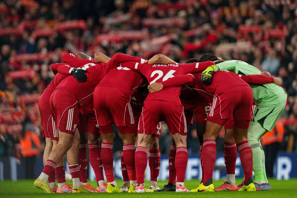 Szombaton a Leeds–Liverpool bajnokin javítana a hétközi botlását a címvédő