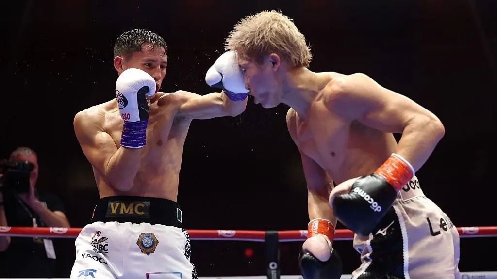 Legutóbb David Picasso ellen pontozással nyert Naoya Inoue, akit a szakértők egyértelműen a szupermeccs esélyesének tartanak