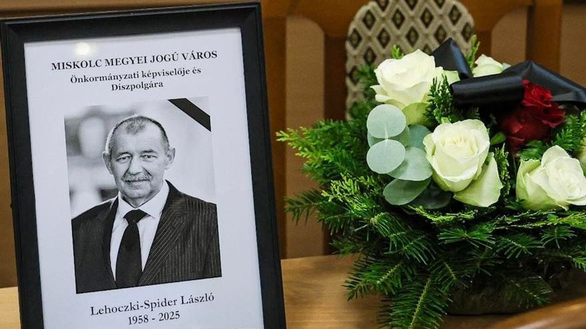 Szobrot állítanak Lehoczki-Spider Lászlónak Miskolcon
