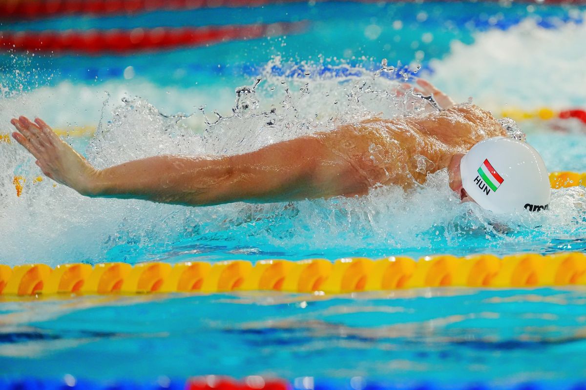 Szabó Szebasztián pillangón segítette a Hosszú Katinka, Cseh László, Gyurta Dániel és Verrasztó Evelyn országos csúcsát megdöntő mix vegyesváltót a lublini Európa-bajnokságon