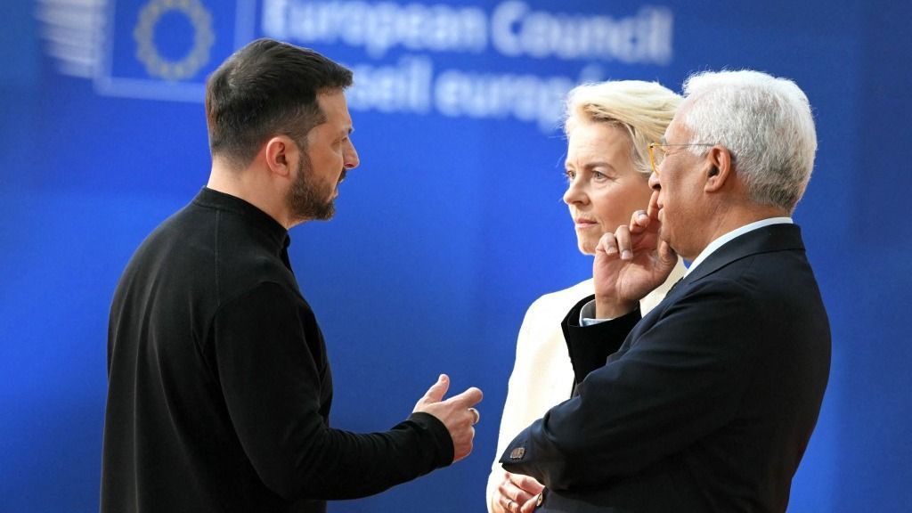 European Council President Antonio Costa (R) and European Commission President Ursula von der Leyen (C) greet Ukraine's President Volodymyr Zelensky as he arrives at the Special European Council to discuss continued support for Ukraine and European defence at the EU headquarters in Brussels on March 6, 2025. European Union leaders hold emergency talks in Brussels gathering as the Trump administration upends traditional alliances and retracts wartime backing of Ukraine. The summit brings all 27 EU leaders together for the first time since the explosive meeting between US and Ukraine presidents on February 28, 2025, with US military aid and intelligence sharing since suspended. (Photo by NICOLAS TUCAT / AFP)
