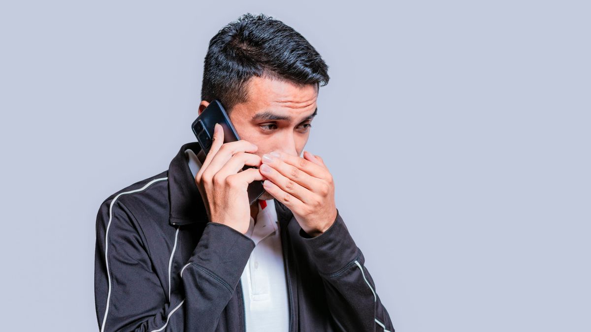 Részeg volt, unalmában tárcsázgatta a segélyhívót