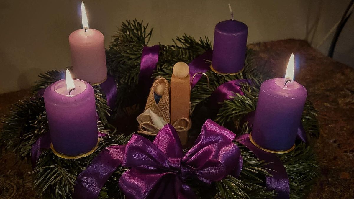 Orbán Viktornál már ég az adventi öröm lángja