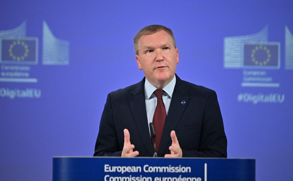 Michael McGrath, az EU igazságügyi biztosa ismertette Brüsszel álláspontját