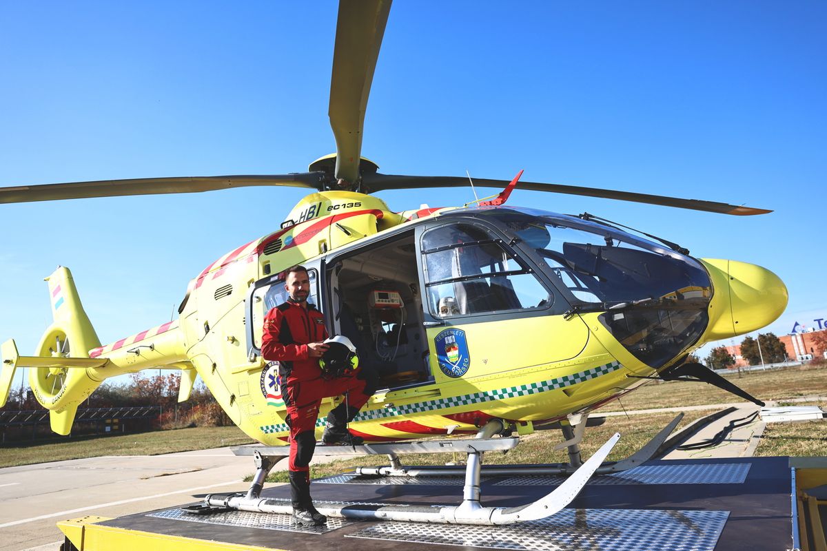20251105 Budaörs
Gebei Róbert Magyar Légimentő Nonprofit Kft. mentőorvosa.
Fotó: Kurucz Árpád (KA)
MW