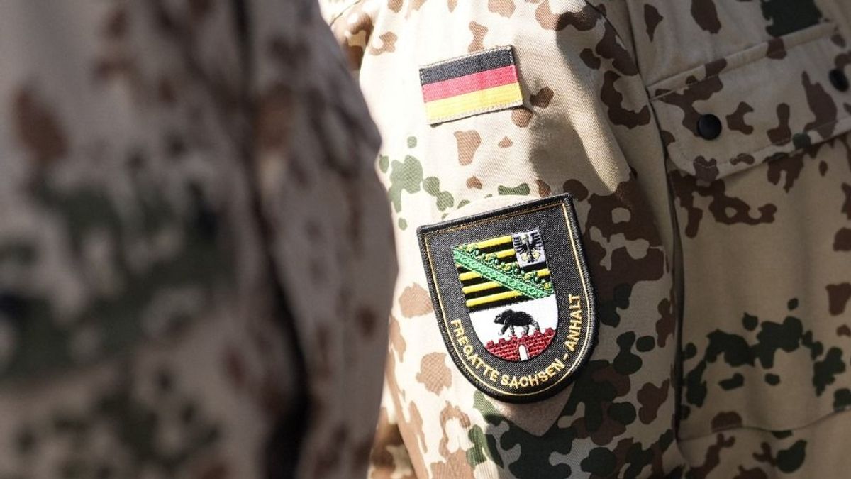 Német katonák indulnak a lengyel határhoz