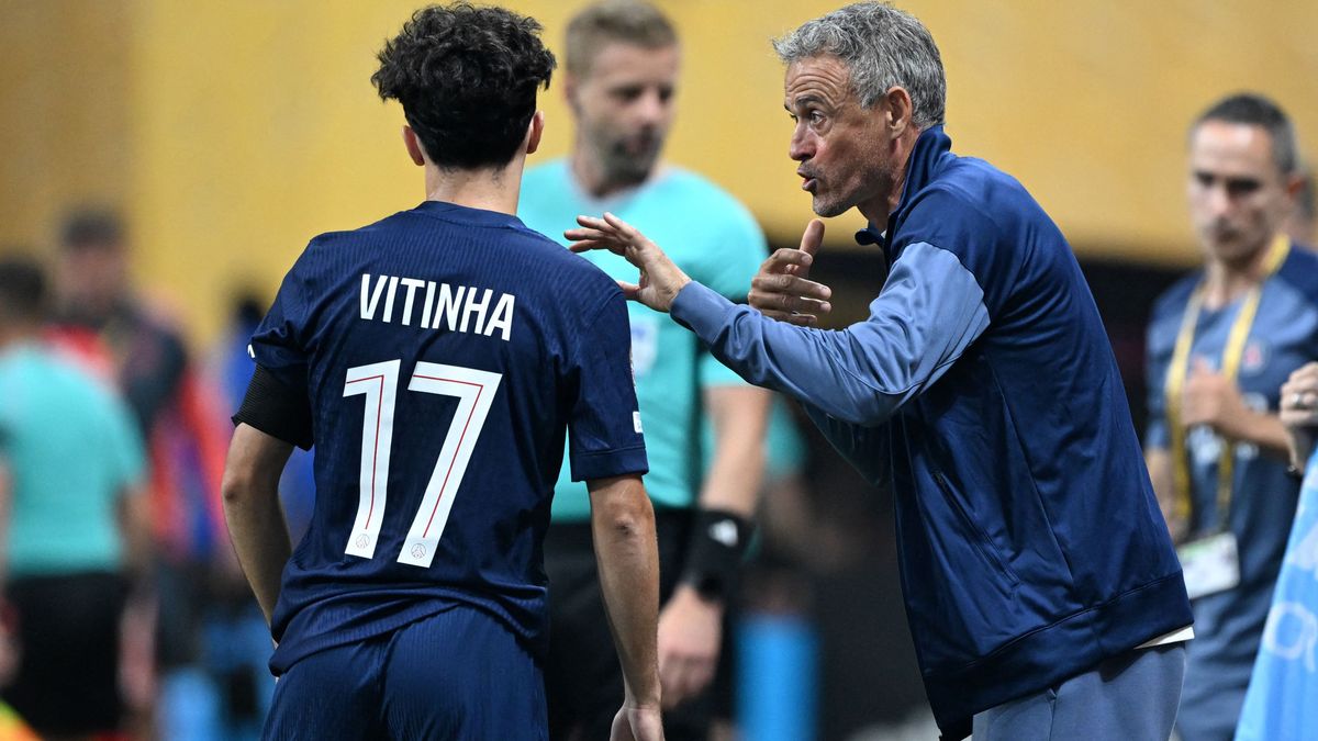 Paris Saint-Germain edzője, Luis Enrique sokszor kritikus Vitinhával, aki szerint ebből csak előnye származik