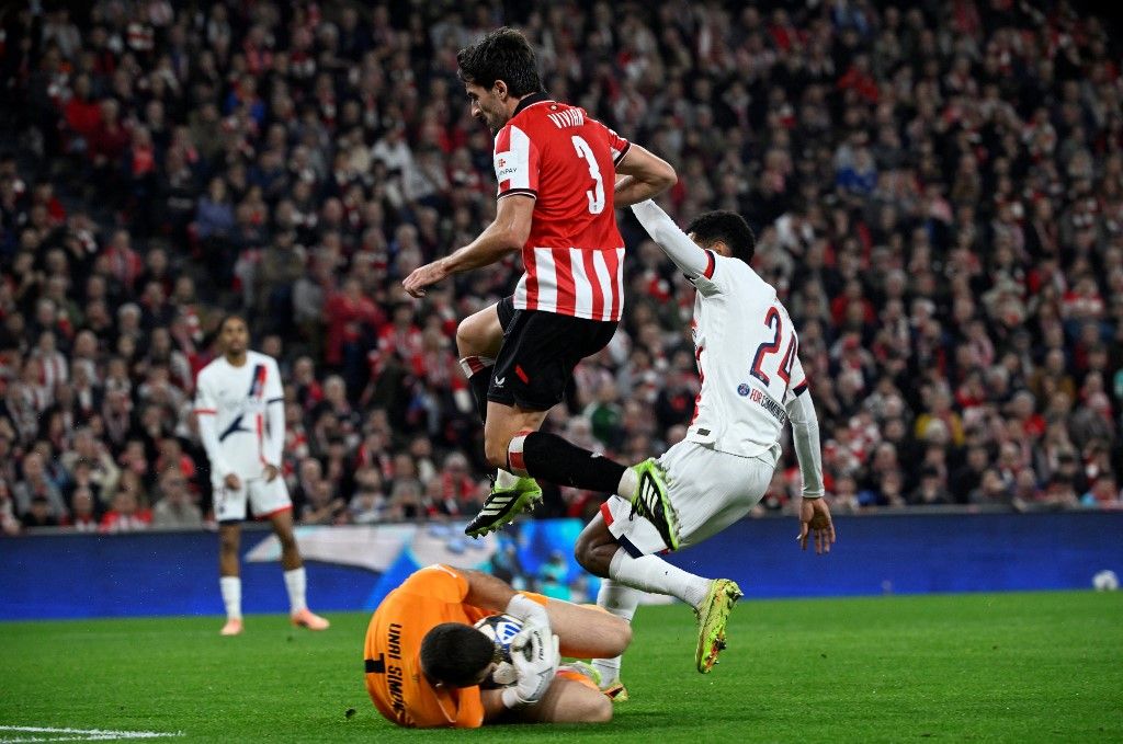 Unai Simón (képünkön védés közben) sokat tett azért, hogy megóvja az Athletic kapuját a góltól