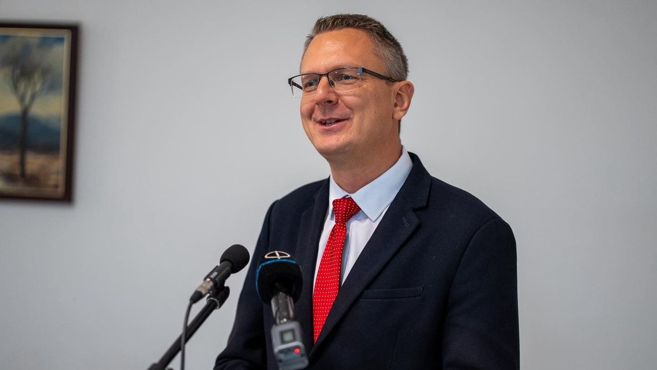 Rétvári Bence (Forrás: Facebook)