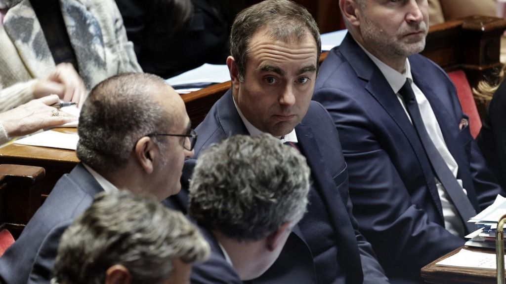 A képviselők és a szenátorok nem tudtak megegyezni az állami költségvetés tervezetéről