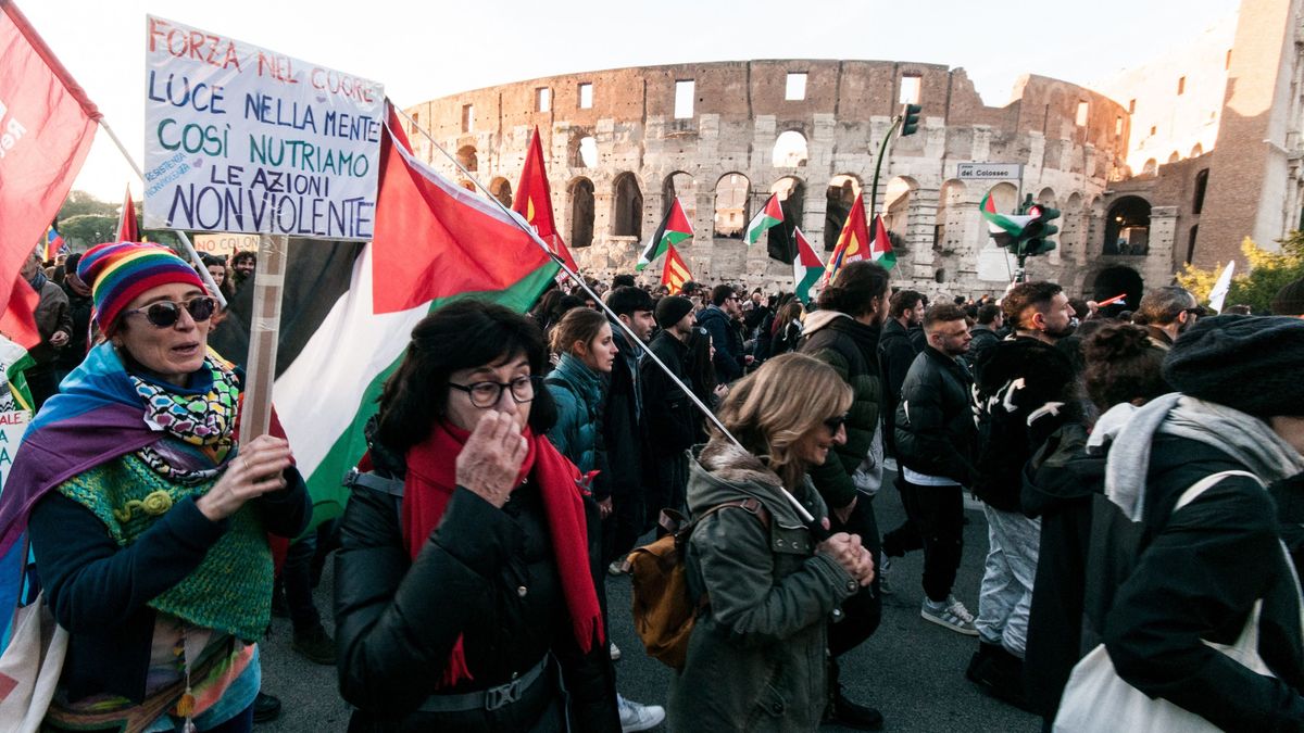 Szabadon engedték a kitoloncolásra váró torinói imámot