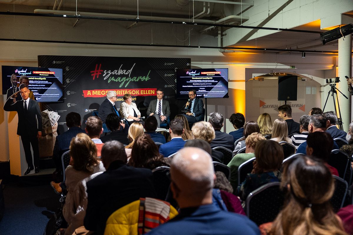 Szabad Magyarok a Megszorítások Ellen Munkacsoport alakuló ülése és fóruma