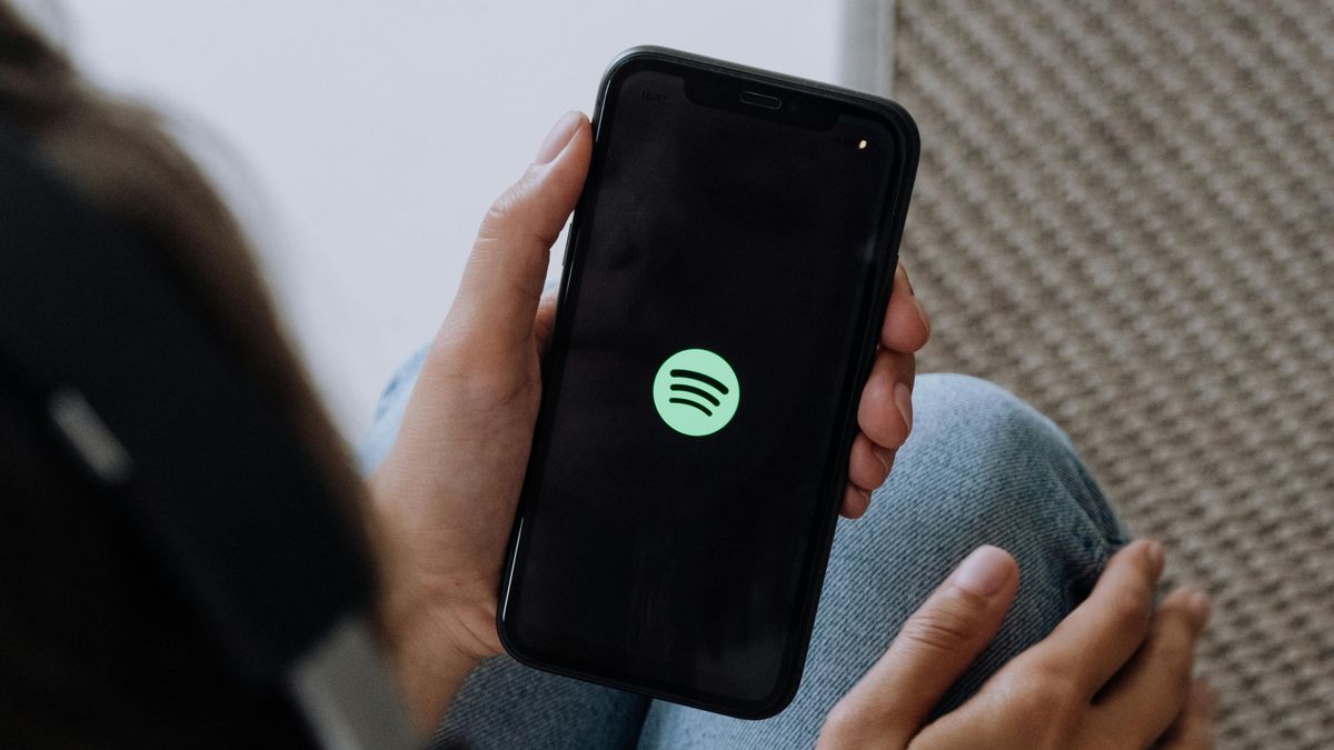 Nem véletlen, hogy elhallgatott a zene, globálisan lehalt a Spotify