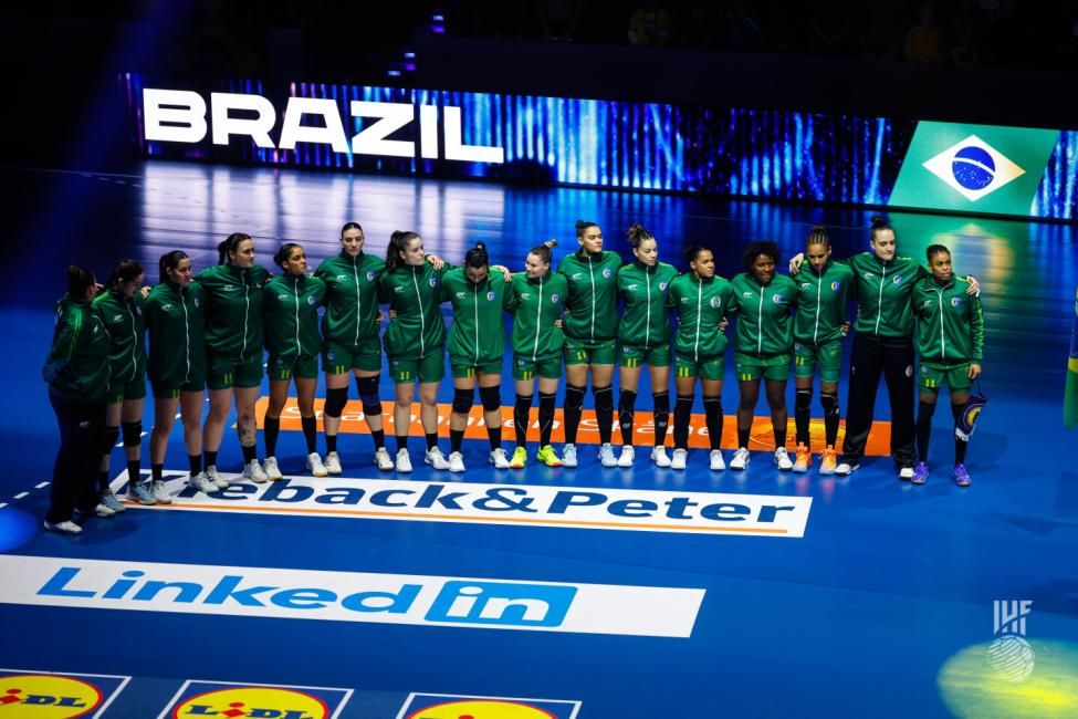 Svédország elleni sikerével Brazília fél lábbal már a női kézilabda-vb negyeddöntőjében érezheti magát