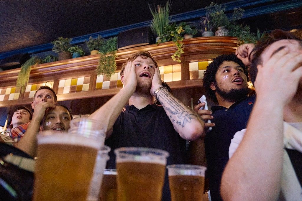 Az angolok még nem léptek, de vélhetően ők sem akarnak lemaradni a közös meccsnézésekről