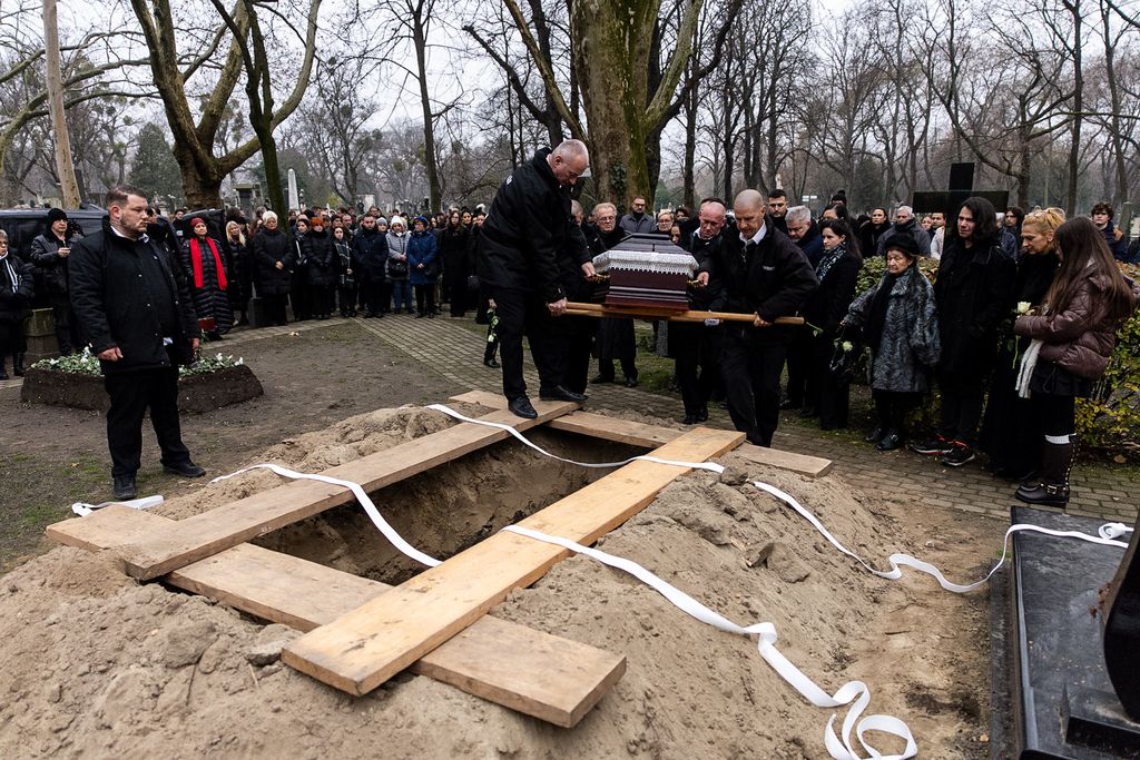 Kálloy Molnár Péter temetése