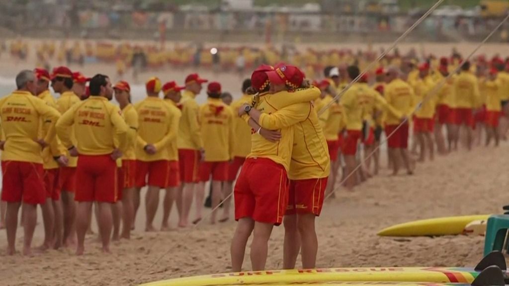 Megemlékezés a Bondi Beach-i terrortámadás áldozatainak tiszteletére.