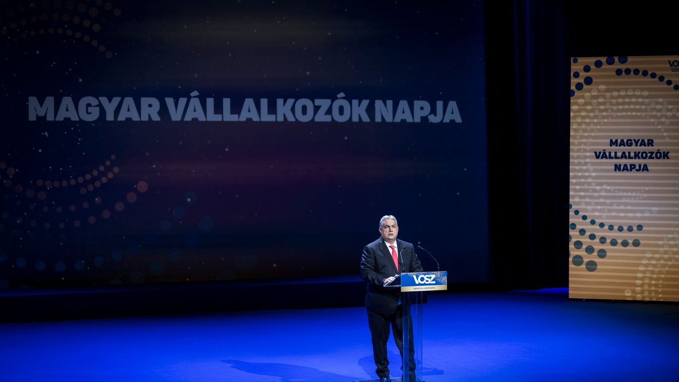 Orbán Viktor a háborús készülődésre figyelmeztet