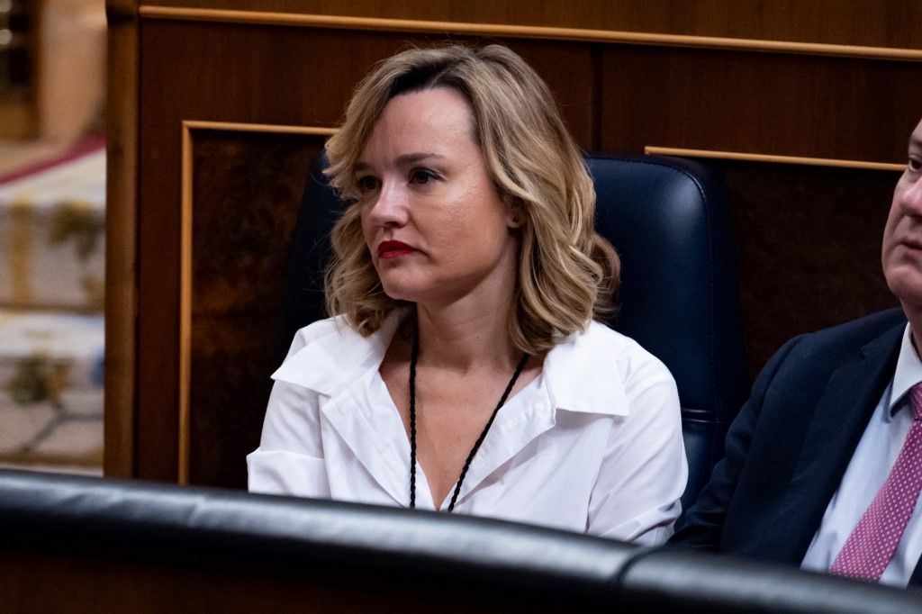 Pilar Alegría, Sánchez kormányának szóvivője „undorítónak” nevezte Salazar viselkedését