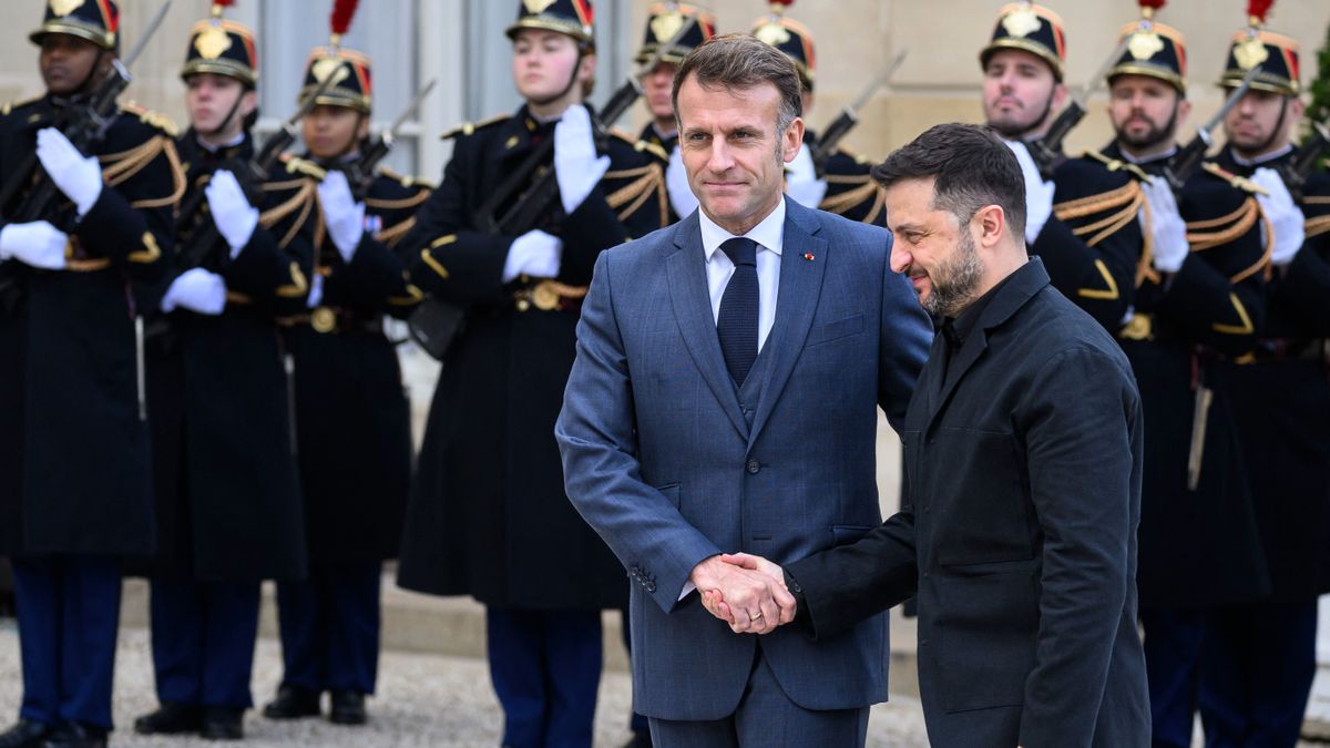 Meddig hagyják a franciák, hogy a háborús pszichózis gyermekeik életét fenyegesse? + videó