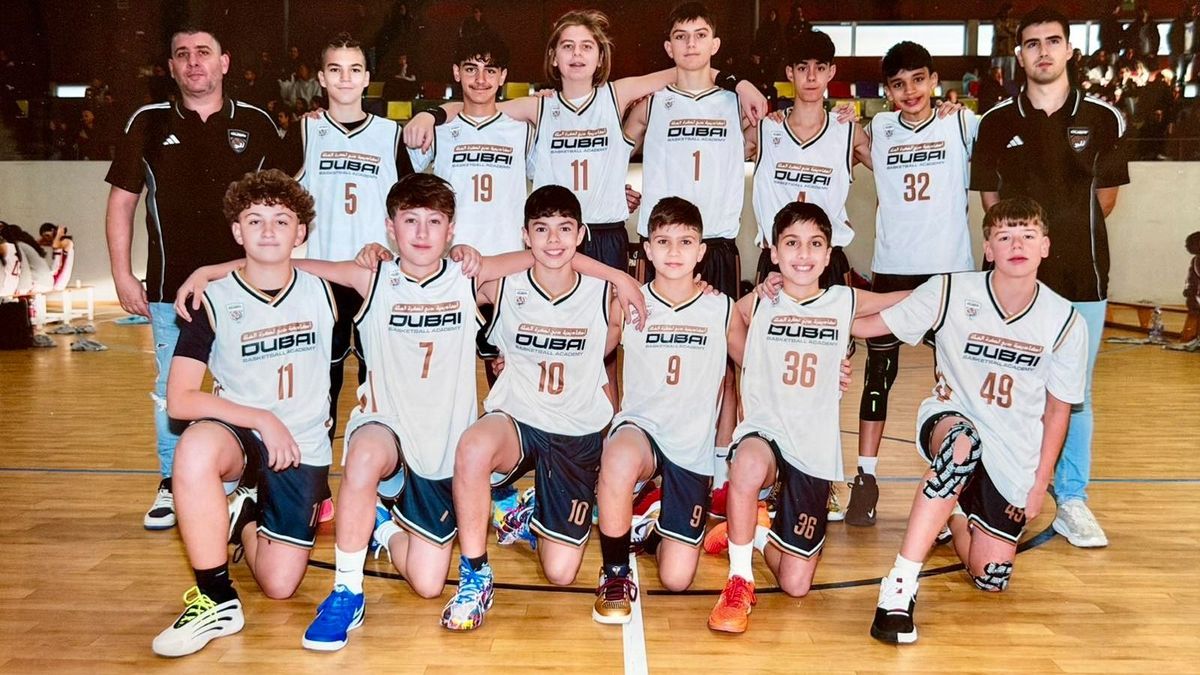 A Vasas tehetsége Kiss Fülöp (felső sor, balról a második) nemzetközi mezőnyben is megállta a helyét a spanyolországi tornán.