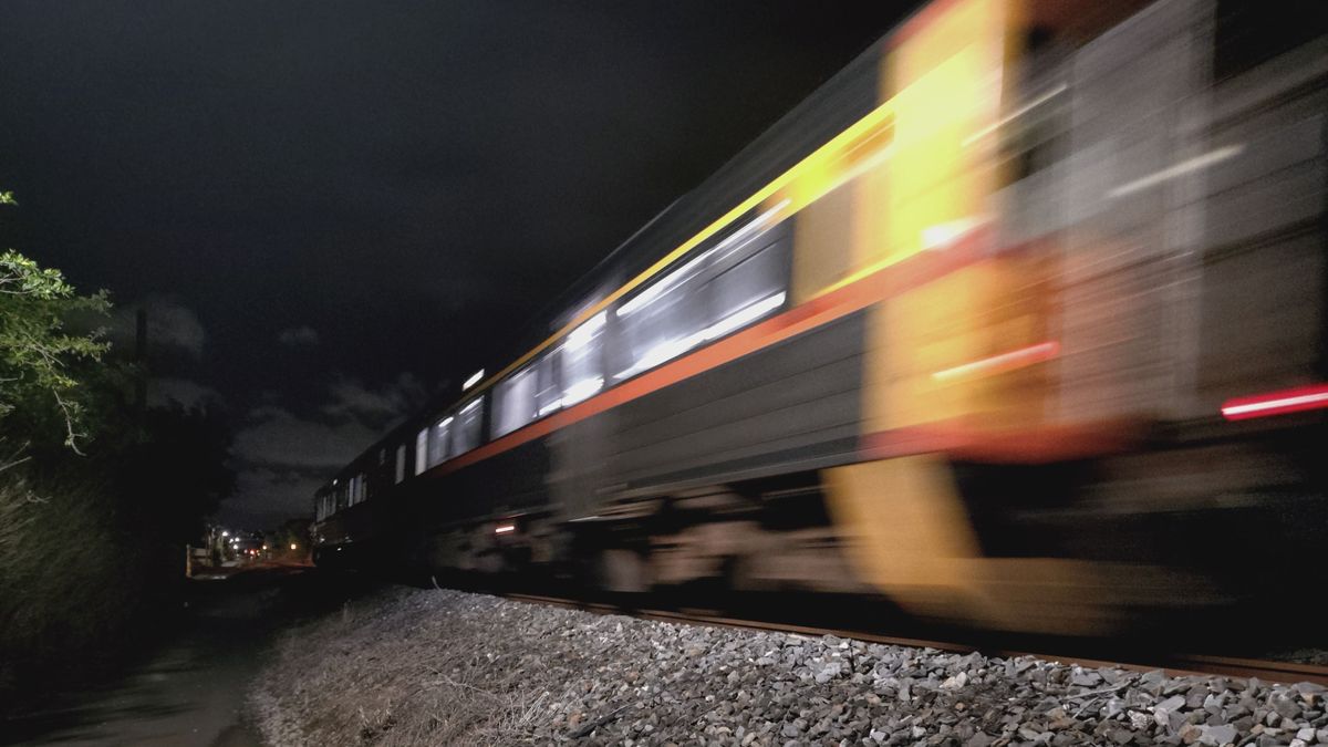 Bombariadó volt két, Ukrajnából Magyarországra tartó vonaton