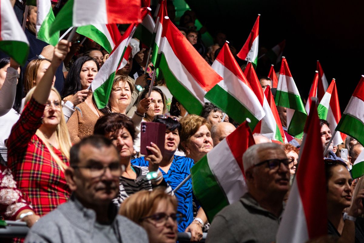20251129 Nyíregyháza
A Digitális Polgári Körök (DPK) Háborúellenes gyűlése.
fotó: Ladóczki Balázs (LB)
MW