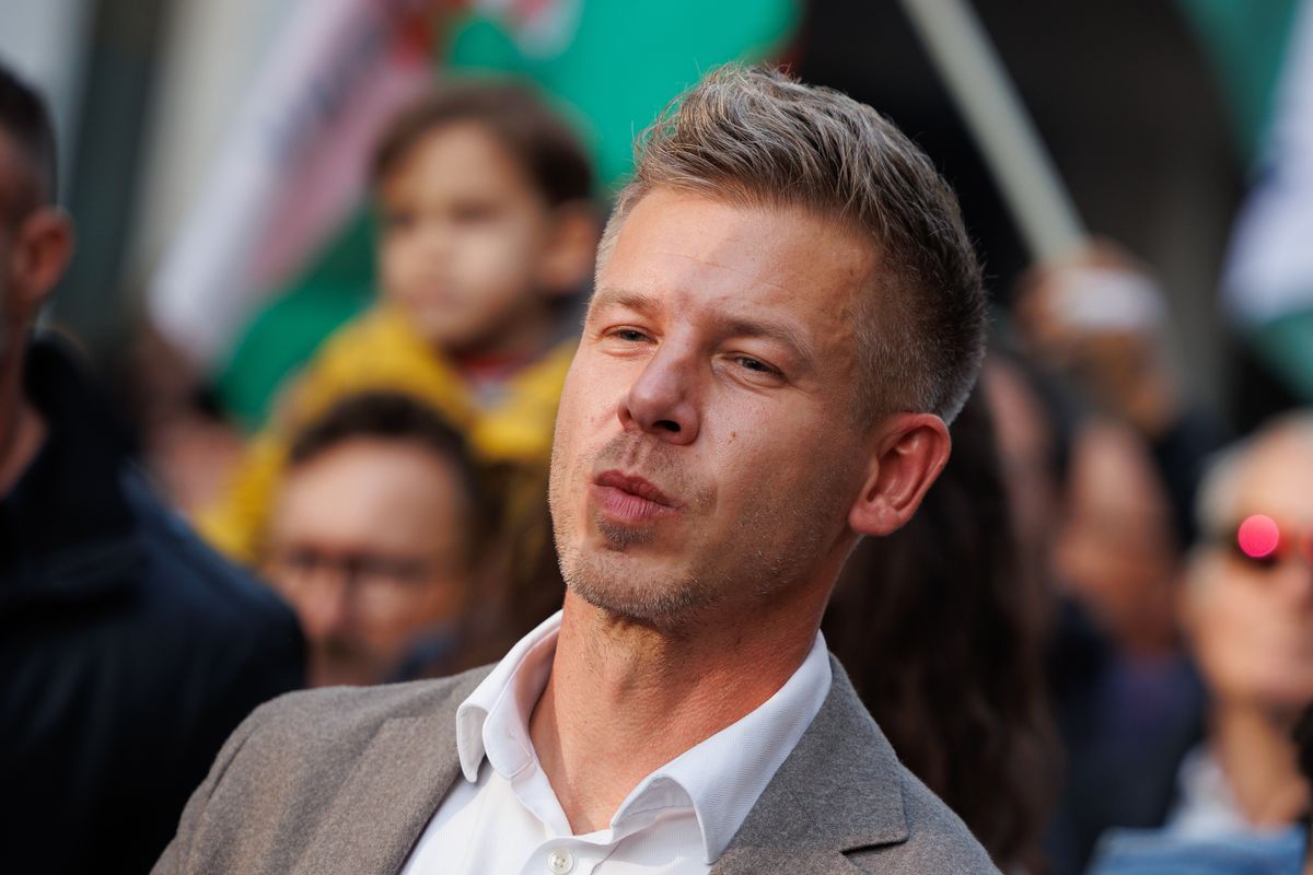 Magyar Péter embere a nyugdíja vonuló nők ellen hergel (Fotó: Hatlaczki Balázs)