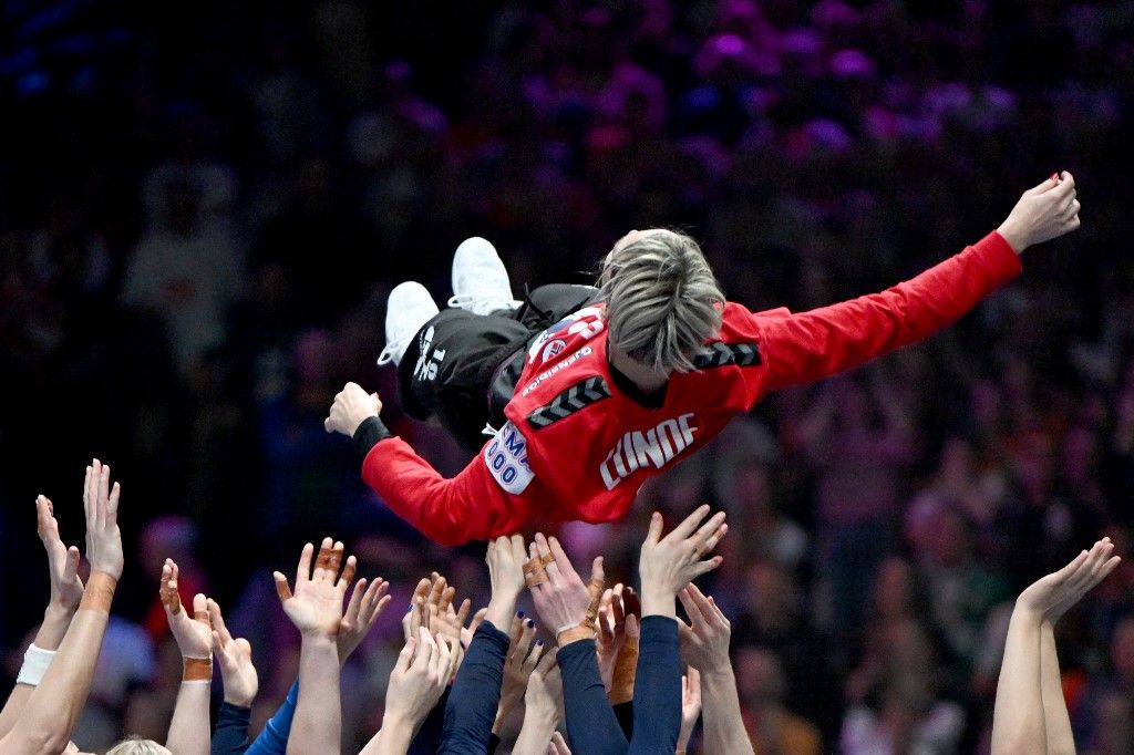 Katrine Lunde a levegőben, 45 évesen is a világ egyik legjobbja