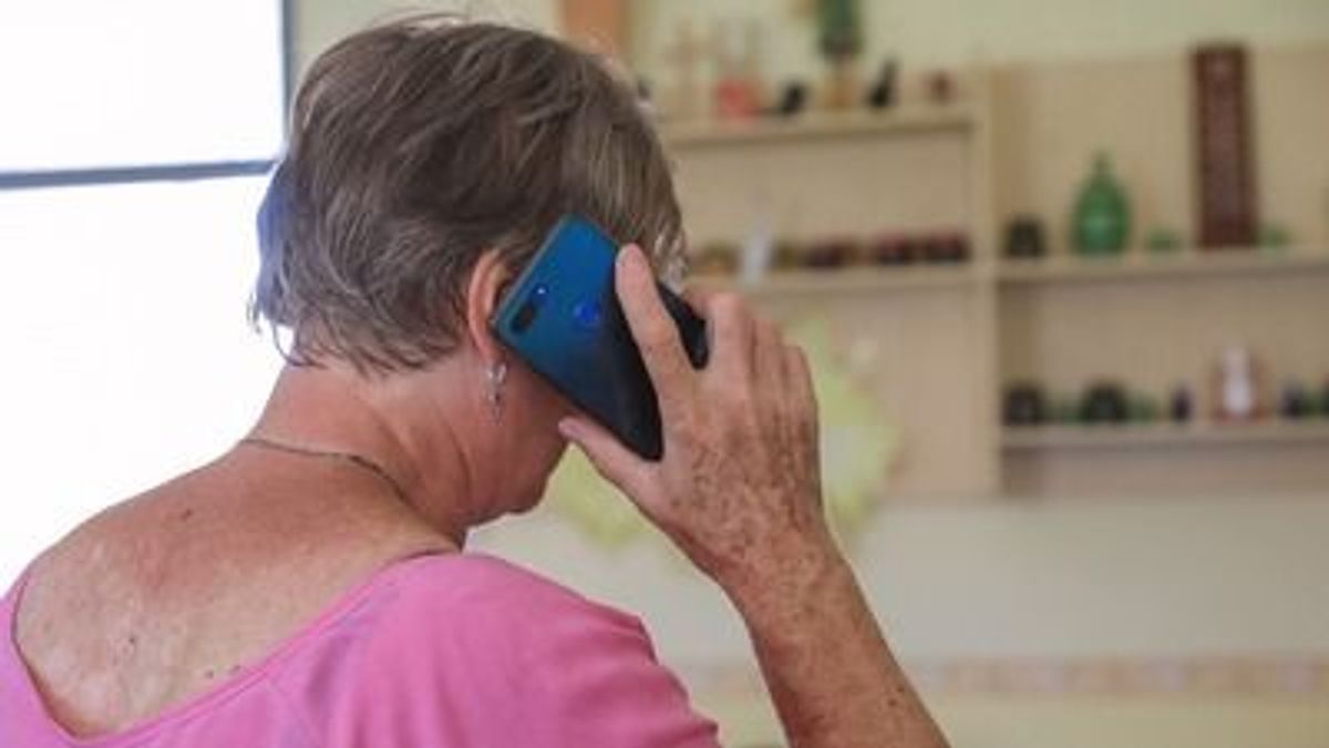 Unokázós csalással szerezték meg a milliókat, a futárt elfogták a rendőrök