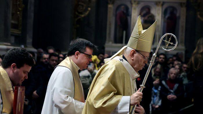 Erdő Péter karácsonyi éjféli szentmisét celebrált a Szent István-bazilikában