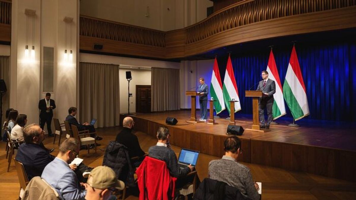 Gergely Gulyas: No Amount of Pressure Will Change Hungary's Stance on Migrants + Video