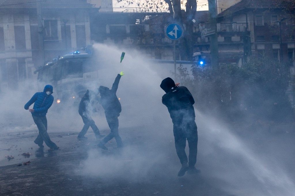 Felvette a harcot az olasz kormány a szélsőbaloldali szervezetekkel