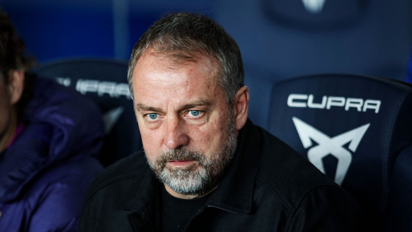 A Barcelona német trénere, Hansi Flick elkapta a kémet