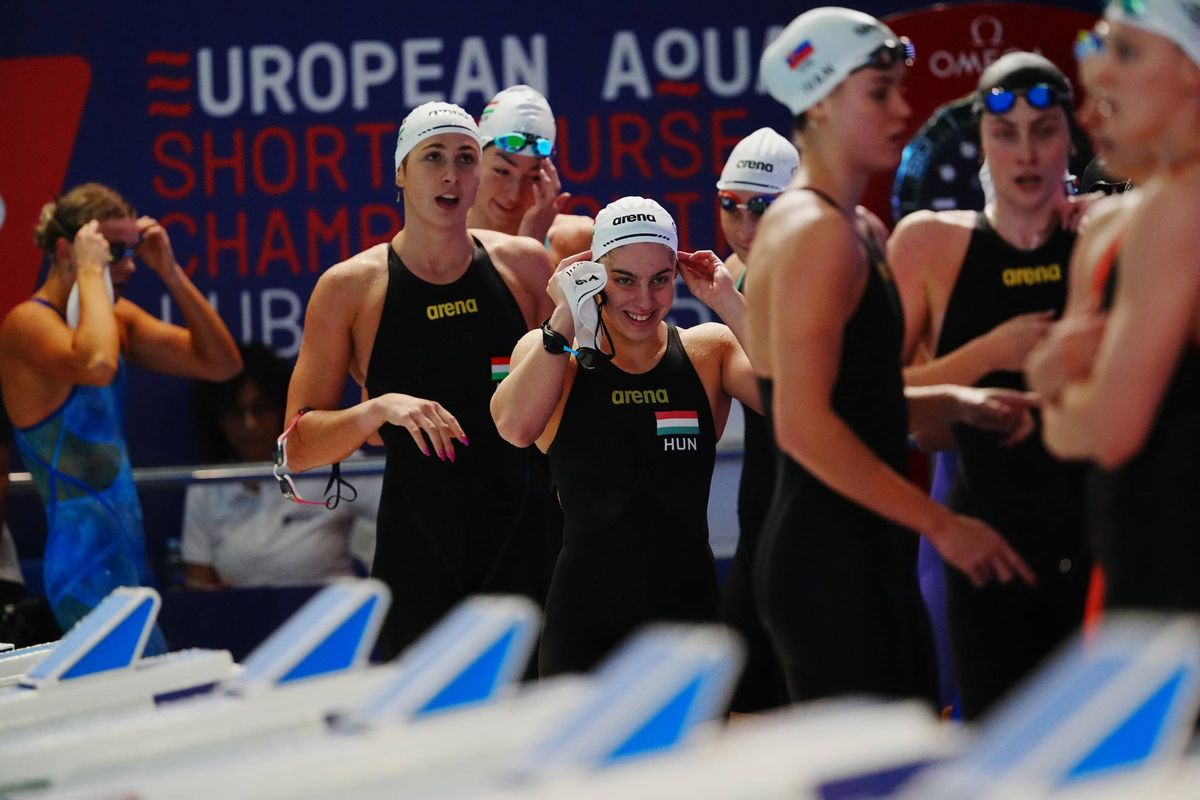 Ábrahám Minna vezérletével a magyar váltó remekelt a lublini úszó Európa-bajnokság nyitónapján