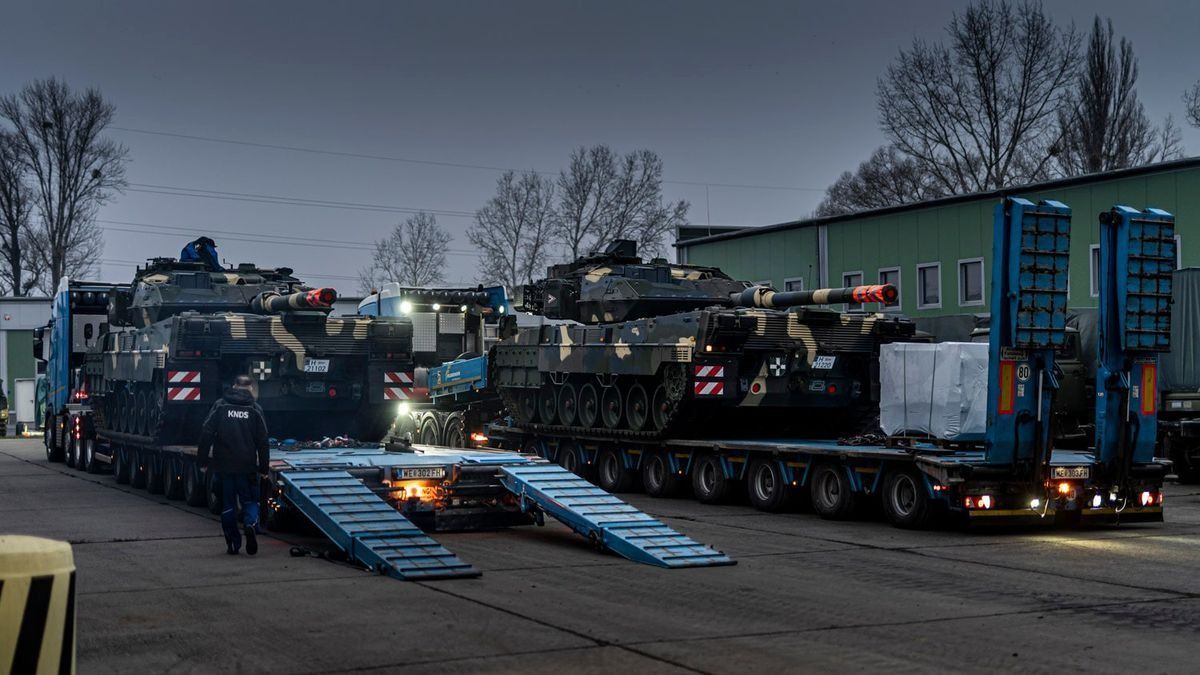 Teljessé vált a magyar harckocsiflotta