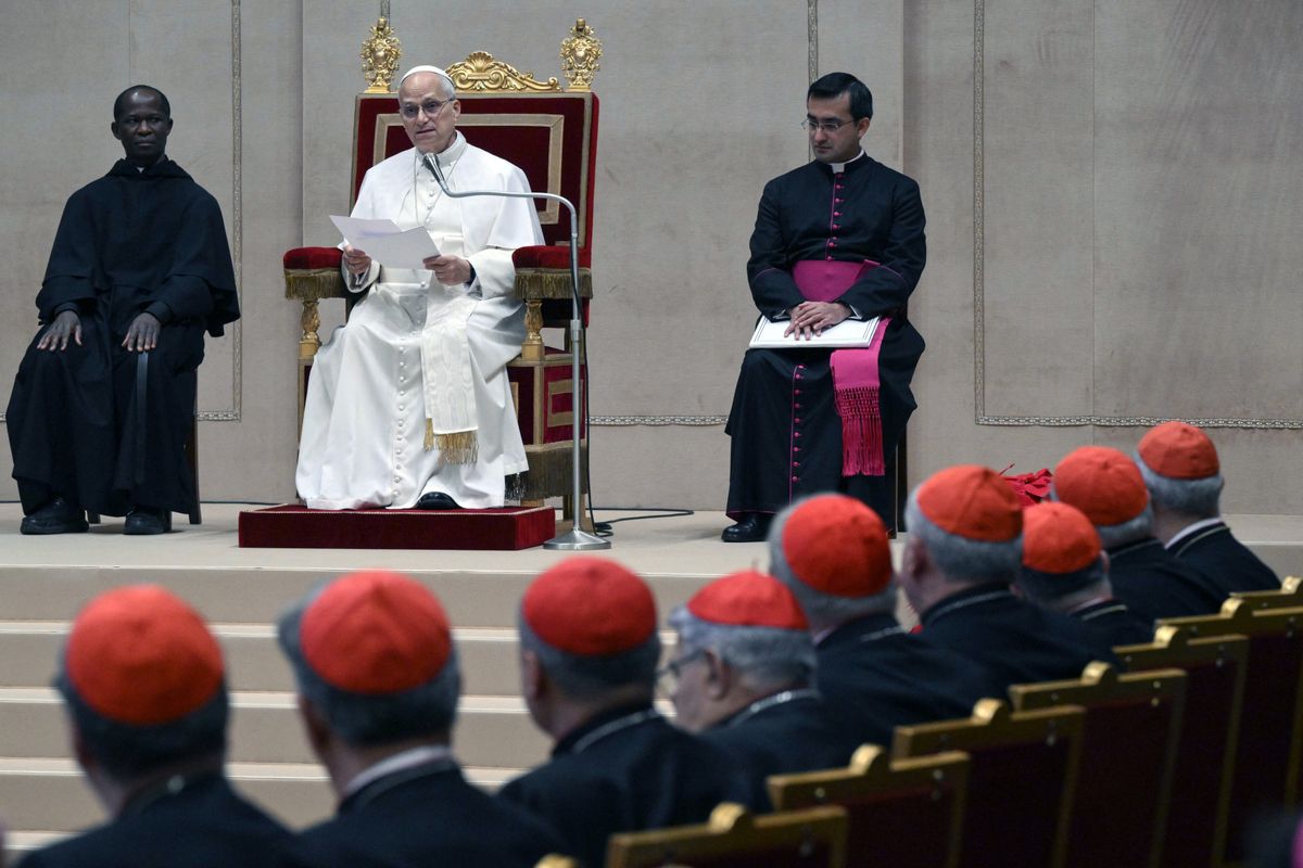 Pope Leo XIV receives the Roman Curia for the exchange of Christmas greetings 2025 in Vatican on December 22, 2025. Photograph by VATICAN MEDIA / CPP / HANS LUCAS.
Le pape Leon XIV recoit la Curie romaine pour l echange des vux de Noel 2025 au Vatican, le 22 decembre 2025. Photographie de VATICAN MEDIA / CPP / HANS LUCAS. (Photo by Vatican Media / CPP / HANS LUCAS / Hans Lucas via AFP)