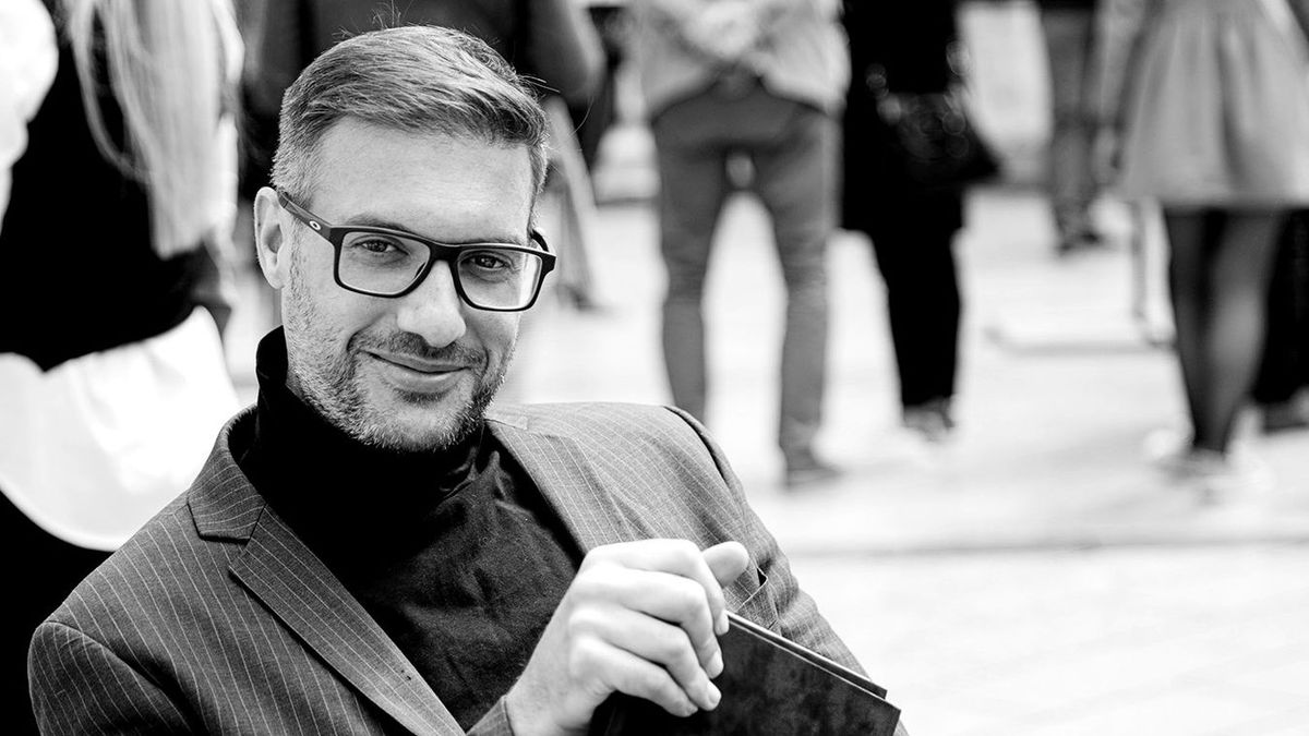 A fotóművész könyve örökre zárva marad