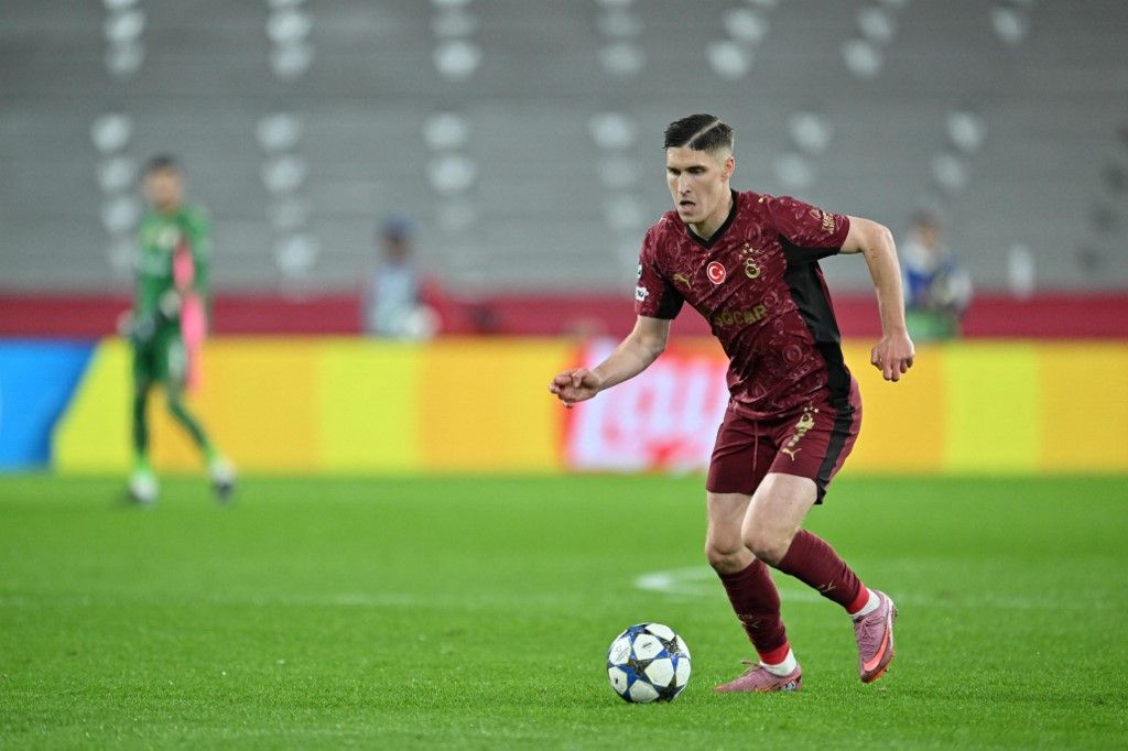 Sallai Roland kirobbanthatatlan a Galatasaray kezdőjéből