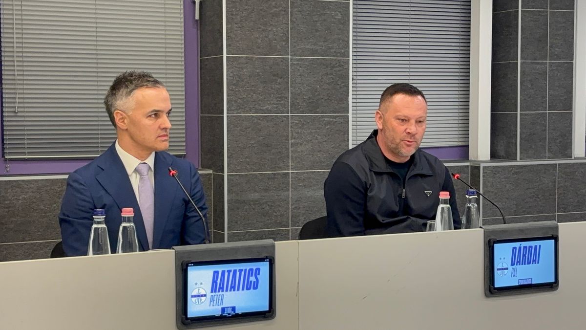 A sajtótájékoztató előtt félórával írta alá szerződését, bár régóta kapcsolatban volt a klubbal