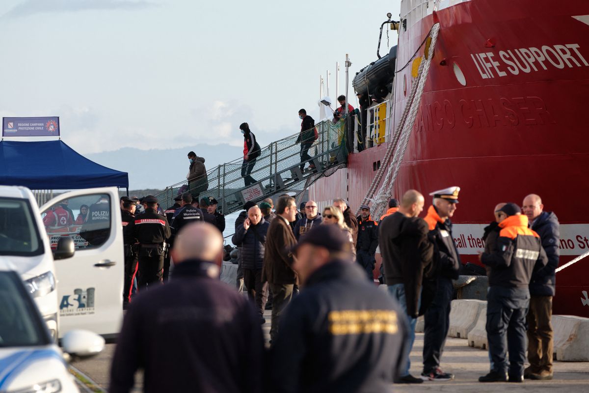 Az európaiak többsége úgy véli, hogy túl magas az illegális bevándorlás mértéke, kudarcnak tartja az integrációt, és már a legális migránsokban sem bízik