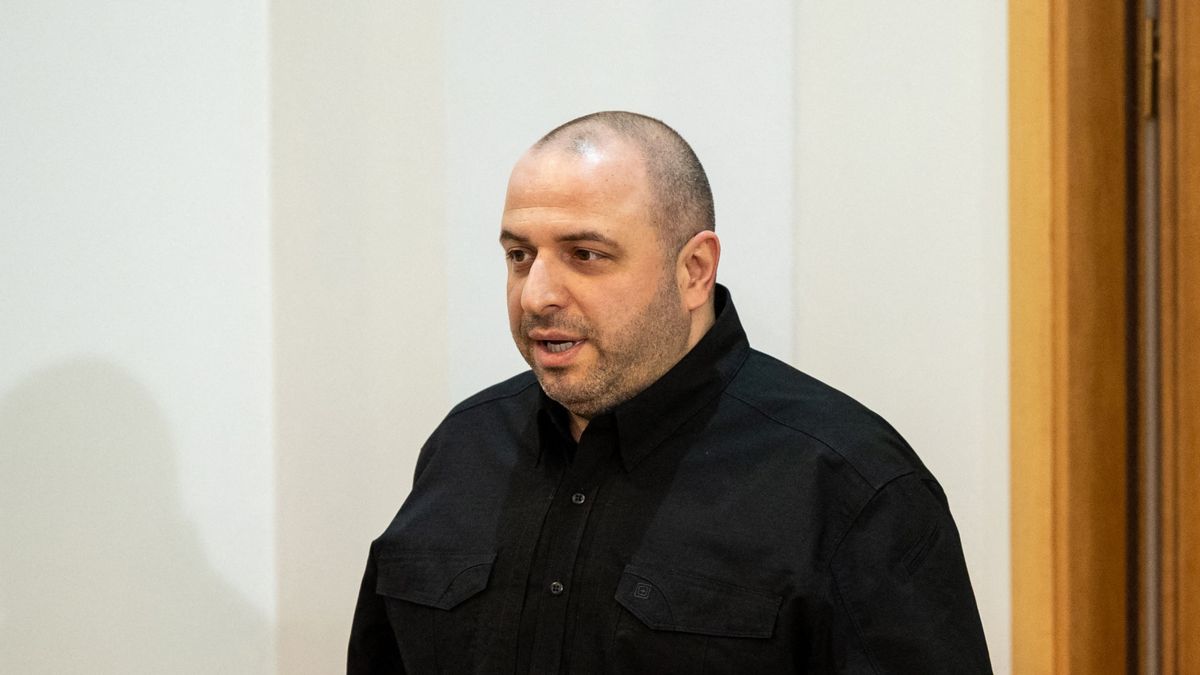 Nyolc amerikai luxusvillát találtak Zelenszkij új háborús főtárgyalójánál